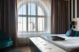 Фото номер Scandic Paasi Улучшенный номер с кроватью размера «king-size»