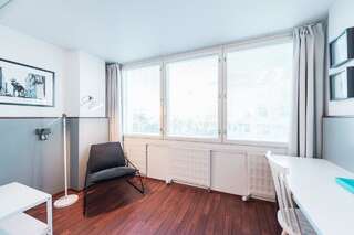 Фото номер Forenom Aparthotel Helsinki Kamppi - contactless check-in Стандартный двухместный номер с 2 отдельными кроватями