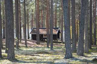 Кемпинги Laahtasen Leirintä ja Lomakylä Ристиярви Шале с одной спальней-4