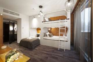 Отель Hotel Aateli Вуокатти Улучшенный двухместный номер с 1 кроватью или 2 отдельными кроватями-10
