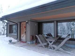 Дома для отпуска Holiday Home Mustalampi 4 kyyhkynen Рука