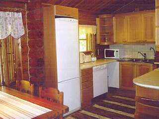 Дома для отпуска Holiday Home Uitonniemi- rummukkala Polvijärvi Дом для отпуска-15