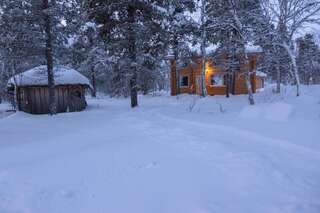 Шале Hirsi - The White Blue Wilderness Lodge Кааманен Дом для отпуска-18