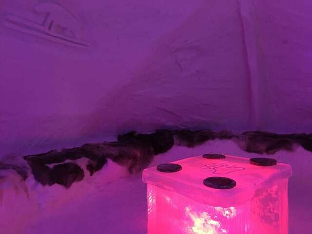 Отель SnowLounge AuroraHut Glass Igloos & Ice Hotel Салла-22