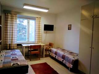 Хостелы Hostel Vanha Koulu Monola Двухместный номер с 2 отдельными кроватями-1