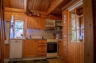 Дома для отпуска Villa Omena at MESSILA ski & camping Холлола Дом для отпуска-16