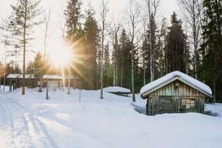 Дома для отпуска Ollero Eco Lodge (including a glass igloo) Рованиеми Дом с 3 спальнями-43