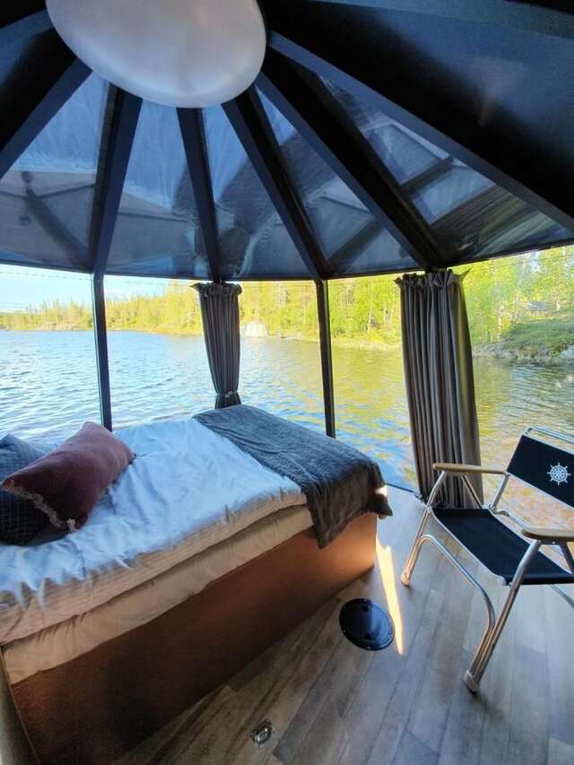 Ботели AuroraHut, Overwater Hut Куусамо-3