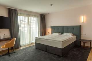 Отель Amiral Hotel (former Best Western Park Hotel) Варна