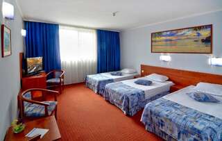 Фото номер Aqua Hotel Стандартный двухместный номер с 1 кроватью или 2 отдельными кроватями