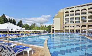Курортные отели Sol Nessebar Bay Resort & Aquapark - All inclusive Несебр