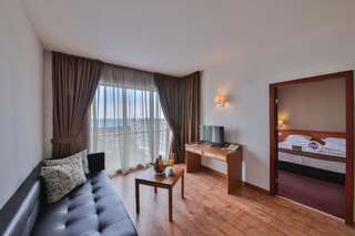 Фото номер Prestige Hotel and Aquapark-All inclusive Апартаменты с 1 спальней и балконом