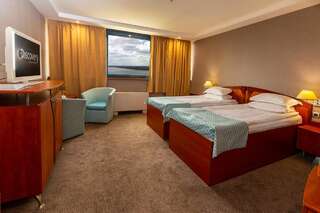 Фото номер Grand Hotel Riga Standard Double or Twin Room with River View and Free Parking