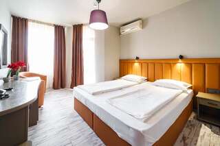 Фото номер Hotel BLVD 7 Двухместный номер с 1 кроватью или 2 отдельными кроватями