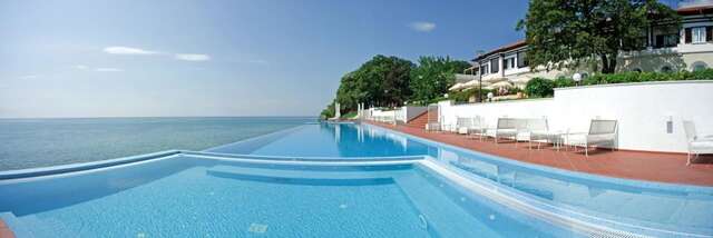 Отель Oasis Boutique Hotel, Riviera Holiday Club Золотые Пески-4