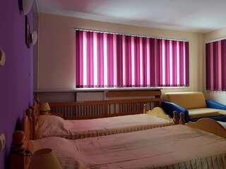 Отель Hotel Kiev Велико-Тырново Стандартный двухместный номер с 2 отдельными кроватями-1