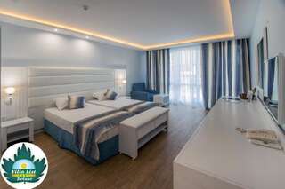 Фото номер Hotel Villa List Двухместный номер Делюкс с 2 отдельными кроватями