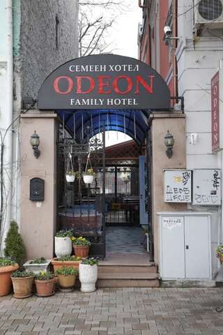 Фото Отель Hotel Restaurant Odeon город Пловдив (35)