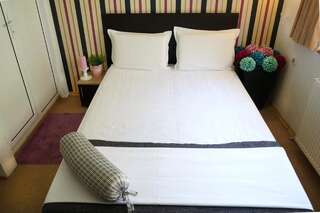 Фото номер Family Hotel Amor Двухместный номер с 1 кроватью или 2 отдельными кроватями
