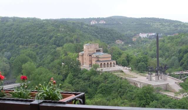 Отель Meridian Hotel Bolyarski Велико-Тырново-4