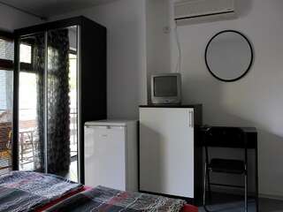 Фото  Rooms for Rent - Villa Desi город Варна (2)