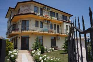 Гостевой дом Guest House Golden Flake Болгарево