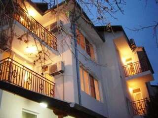 Отель Matev Hotel