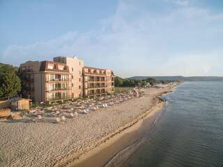 Отель Effect Algara Beach Club Hotel Кранево