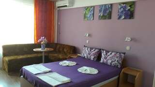 Гостевой дом Стаи за гости Гео-Мар