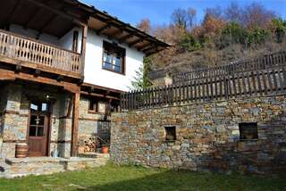 Виллы UZUNOVI Guesthouses Leshten Лештен