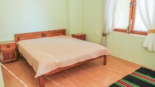 Дома для отпуска The Sunny Guest House of Veliko Turnovo Велико-Тырново-1