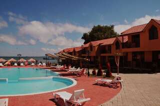 Фото  Best Western Bohemian Resort Hotel город Севан (18)