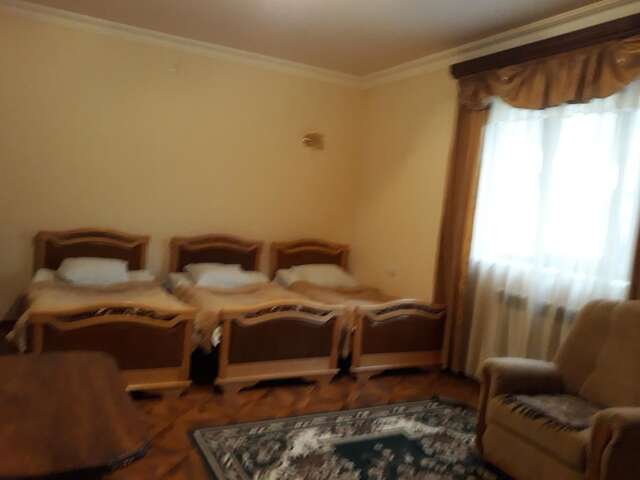Мотели Hotel Noy Горис-15