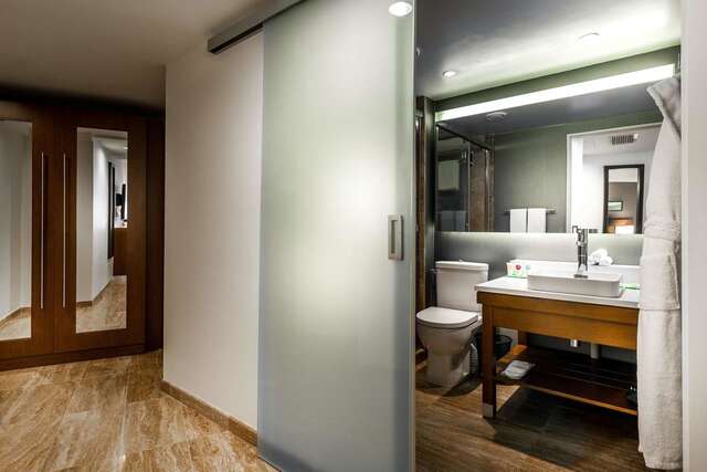 Отель Hyatt Place Yerevan Ереван-16