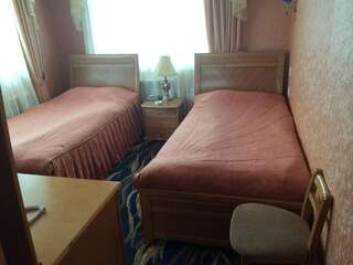 Отель Nairi Hotel Джермук Стандартный двухместный номер с 2 отдельными кроватями и балконом-2