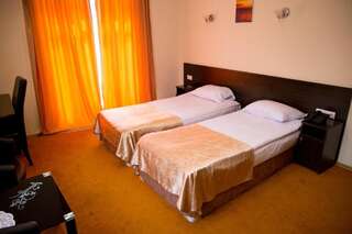 Отель Jermuk Verona Resort Джермук Стандартный двухместный номер с 2 отдельными кроватями-7