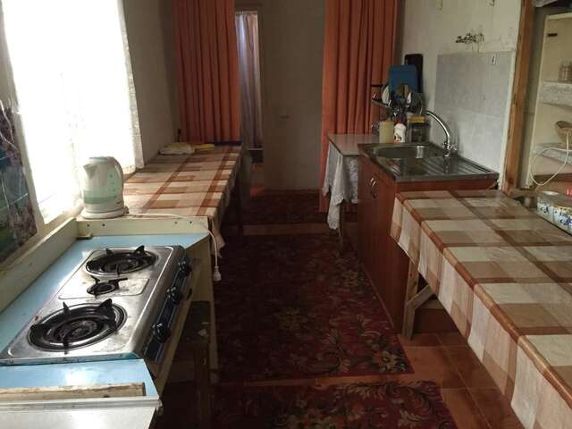 Хостелы Svarants Guesthouse Горис-30