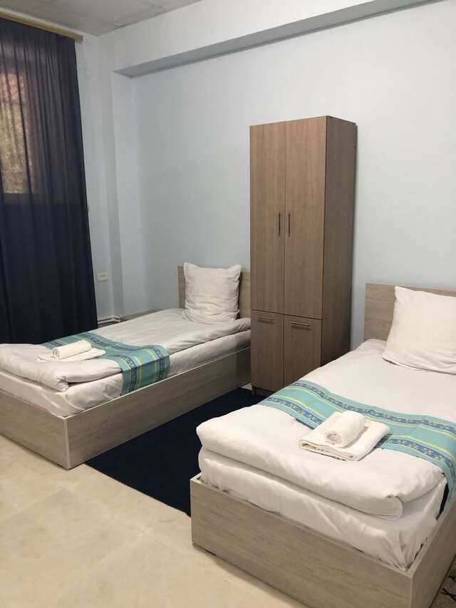 Отели типа «постель и завтрак» Lind Guest House B&B Гюмри-26