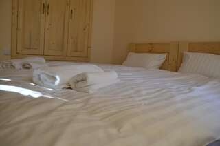 Отели типа «постель и завтрак» Petit Dilijan Дилижан Двухместный с 1 кроватью или 2 отдельными кроватями и душем-5