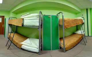 Фото номер Хостел Арбуз Номер: Кровать в общем номере