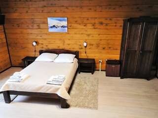 Фото номер Хостел Улей Улучшенный двухместный номер с 1 кроватью или 2 отдельными кроватями