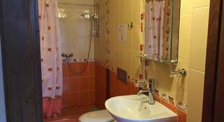 Фото номер Красная Поляна Односпальная кровать в общем номере с 3 кроватями и душем