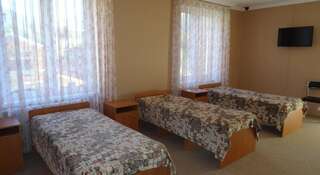 Фото номер Красная Поляна Односпальная кровать в общем номере с 3 кроватями и душем