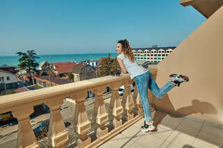 Гостиница Глобус Лоо