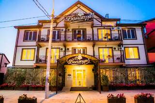 Гостиница Бонжур Сукко