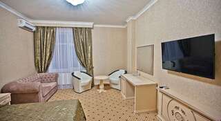 Гостиница Триумф Краснодар Двухместный номер «Комфорт» с 1 кроватью -2