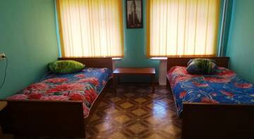 Фото номер Liliya Бюджетный двухместный номер с 2 отдельными кроватями