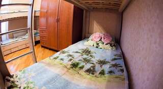Фото номер Like Hostel Коломна Кровать в общем 6-местном номере для мужчин и женщин