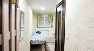 Фото номер Guest House Gostishka Стандартный двухместный номер с 2 отдельными кроватями