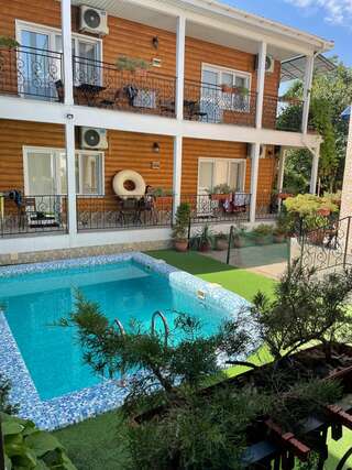 Гостиница Елизавета Феодосия